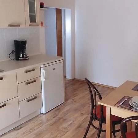 One-bedroom In V Apartamento