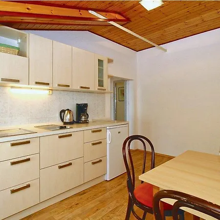 One-bedroom In V *