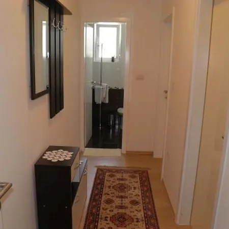 Apartamento One-bedroom In V *